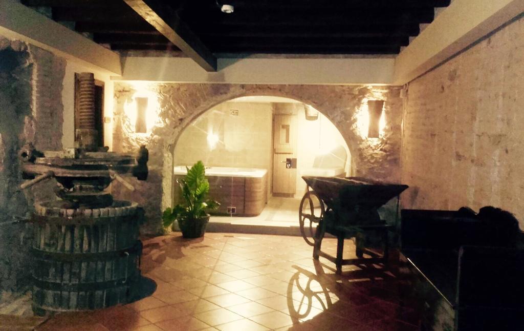 Masia Can Canyes & Spa San Lorenzo de Hortóns 외부 사진