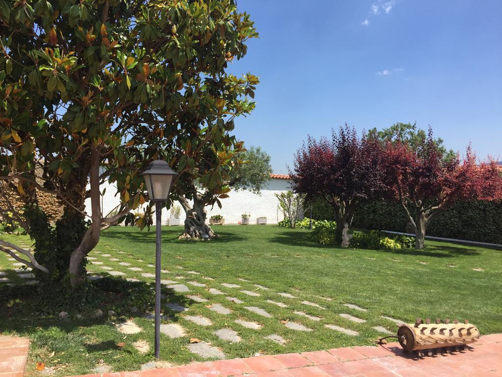 Masia Can Canyes & Spa San Lorenzo de Hortóns 외부 사진